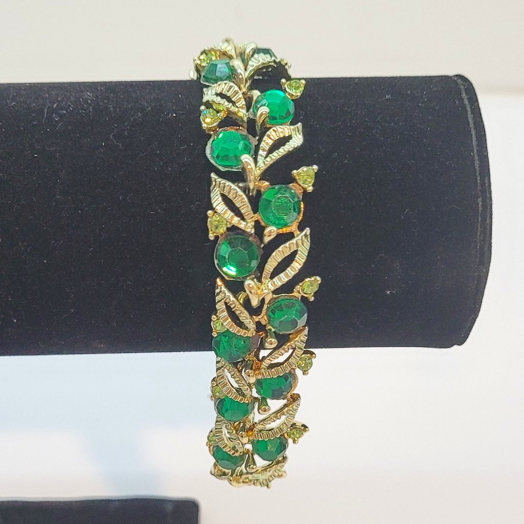 Star Brand Signed Mid-Century Emerald Green Rhinestone And Gold Toned Bracelet